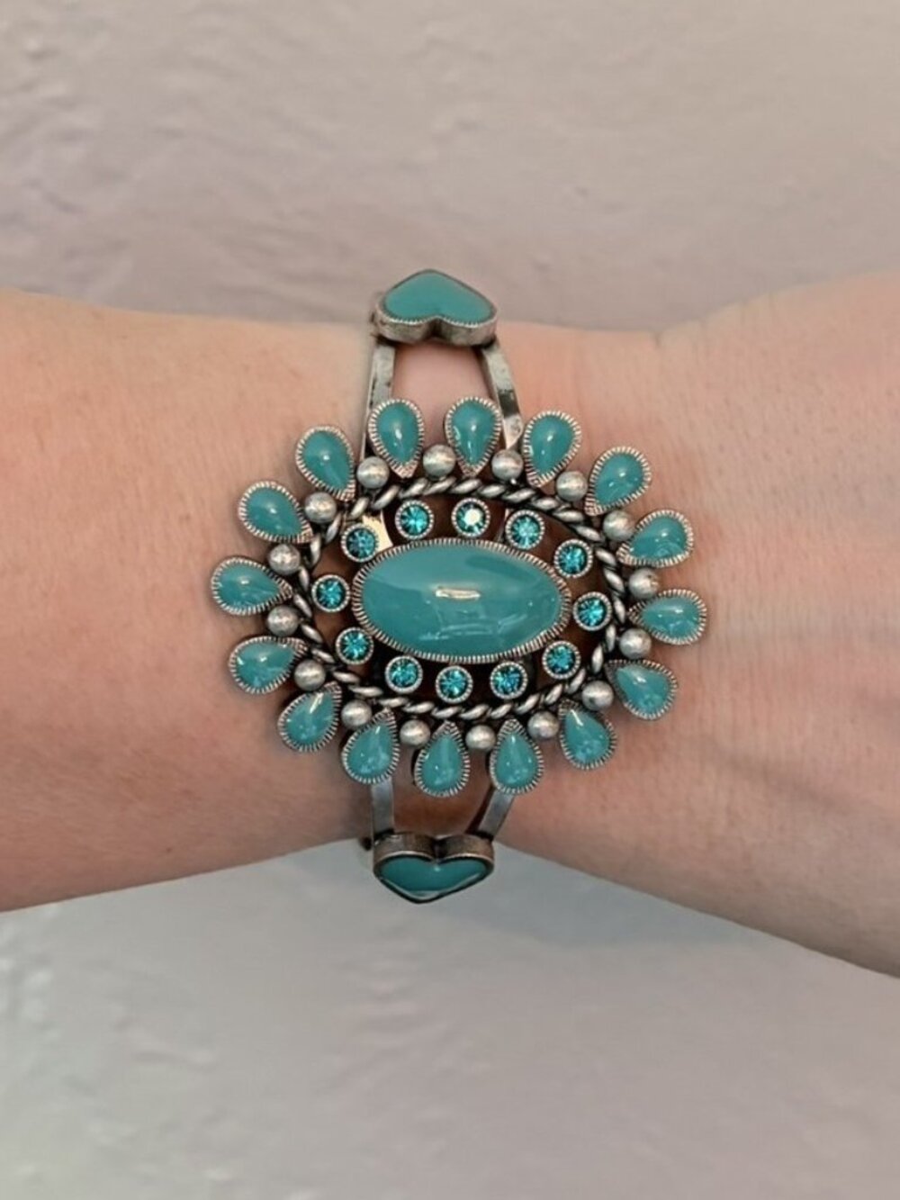 Southwest Style Turquoise Cluster Bracelet Rhinestone Accent Spring Clamp